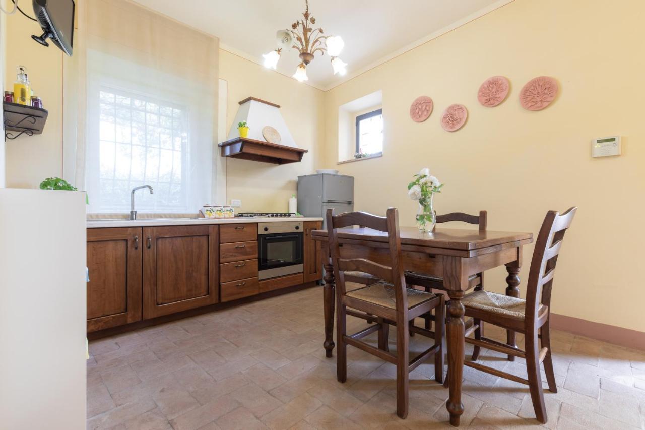 La Casa Medioevale Bed & Breakfast Lamporecchio Luaran gambar